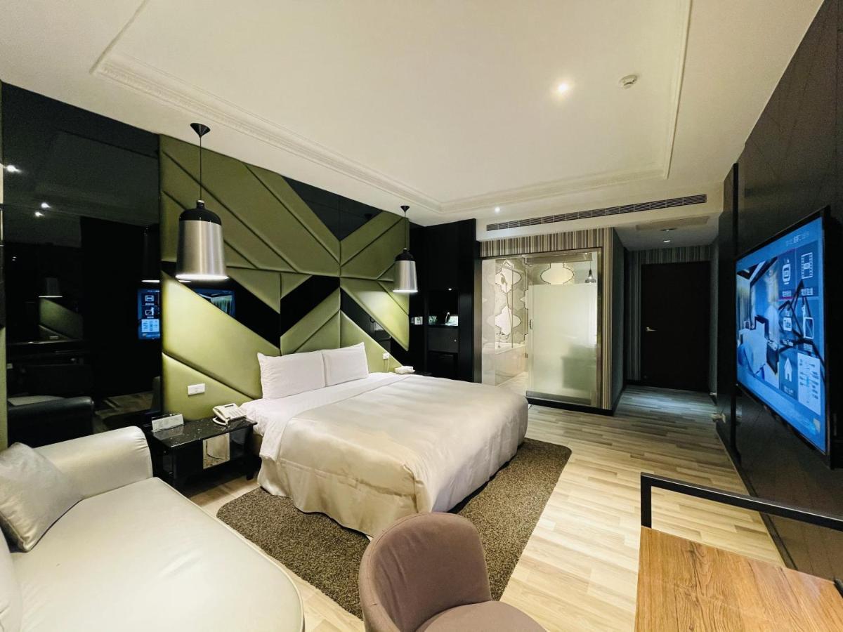 Janeeyre Motel Taichung Exterior foto