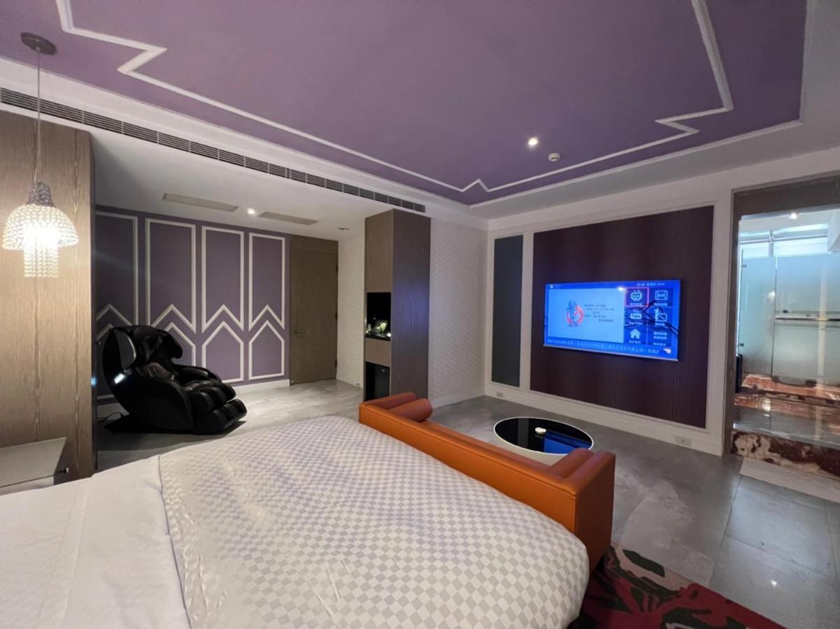 Janeeyre Motel Taichung Exterior foto